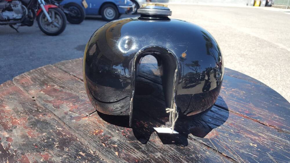 Serbatoio Sportster 1000 Harley-Davidson (7)