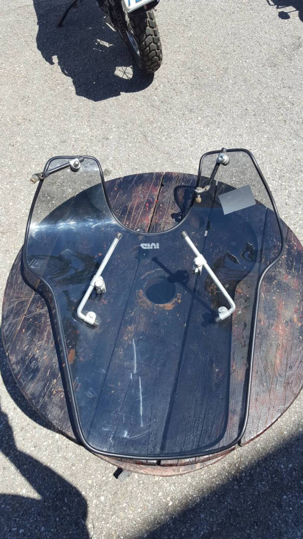 Parabrezza Givi universale (2)