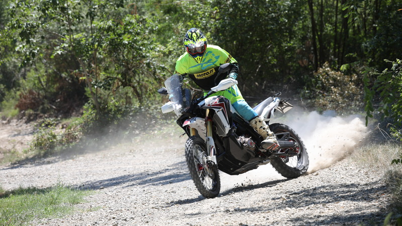 Honda Africa Twin Rally: prova offroad della Limited Edition