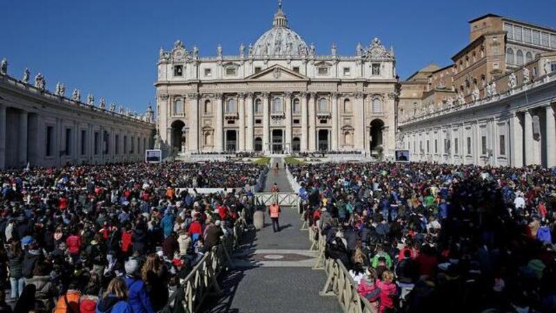 UberGiubileo, il Giubileo 2016 secondo Uber. E i tassisti si infuriano: &laquo;Occuperemo San Pietro&raquo;