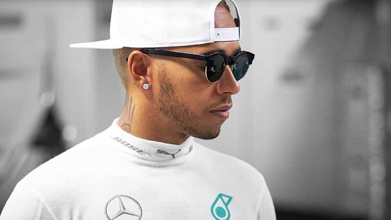 Hamilton: &laquo;La passione Ferrari scorre nelle vene degli Italiani. Li ammiro&raquo;