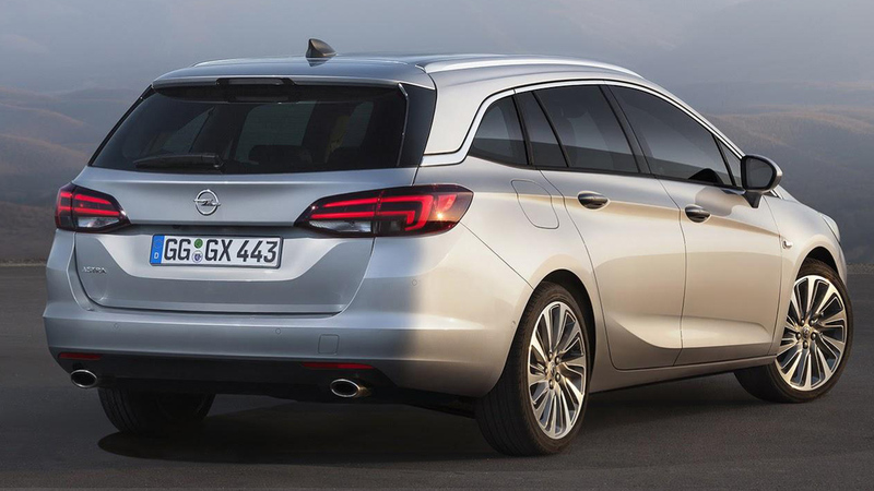 Opel Astra Sports Tourer: 200 kg pi&ugrave; leggera e motori frizzanti