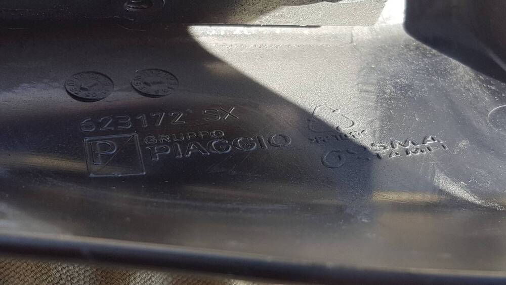Cerniera Sinistra MP3 250 Piaggio (4)