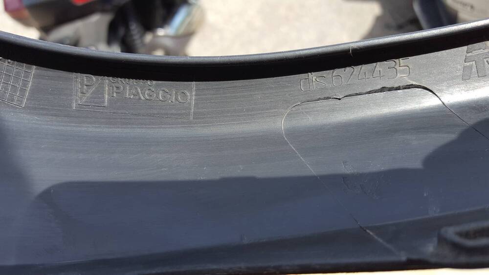 Scudo Freccia Sinistra Piaggio (3)