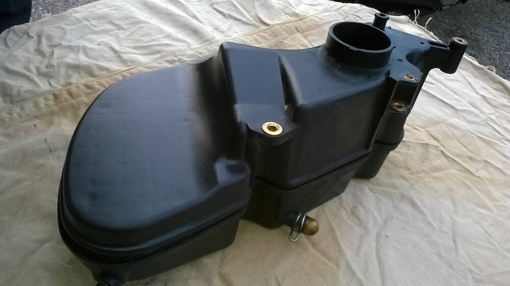 Scatola Filtro Aria MP3 Piaggio (8)