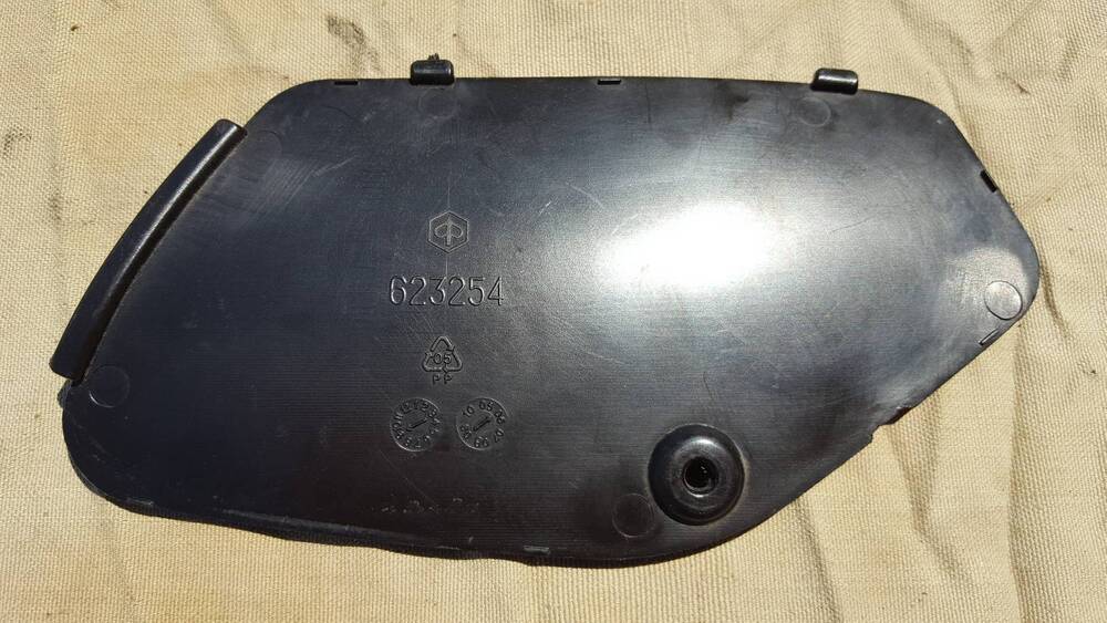 Tappo Pedana DX MP3 Piaggio