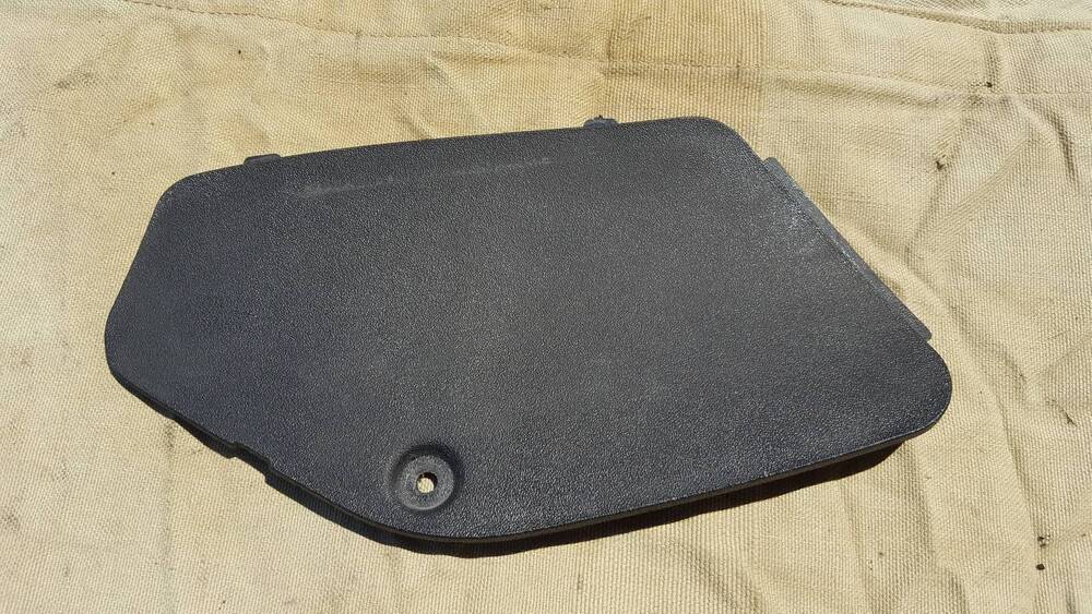 Tappo Pedana DX MP3 Piaggio (2)