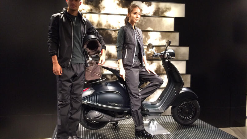 Debutta in Giappone la Vespa 946 Emporio Armani