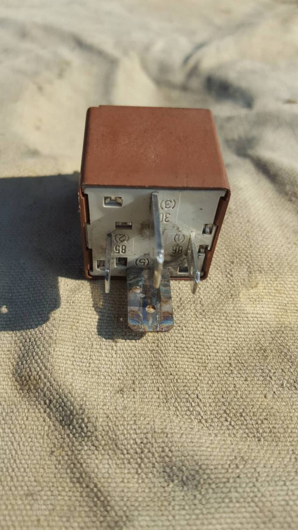 Relè Avviamento MP3 Piaggio (2)