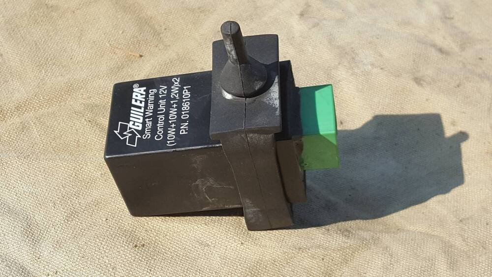 Relè Frecce MP3 Piaggio (3)