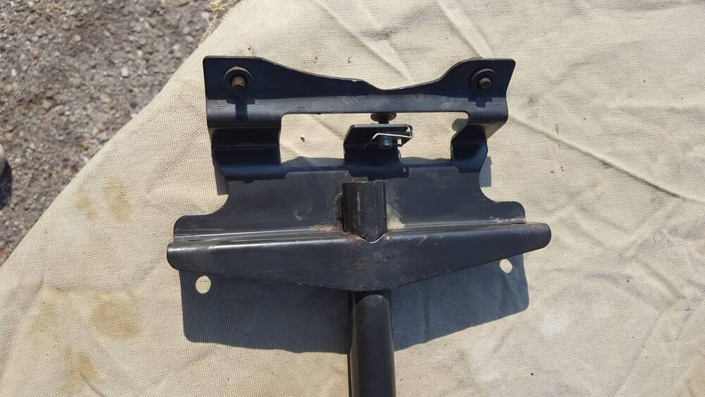Staffa Supp Telaio MP3 Piaggio (3)