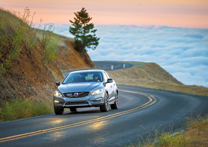 Volvo S60 Cross Country (2015-18) (3)