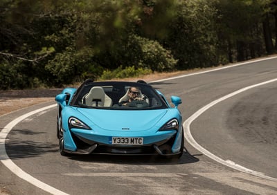 McLaren 570S Spider, la cabrio senza compromessi [Video primo test]