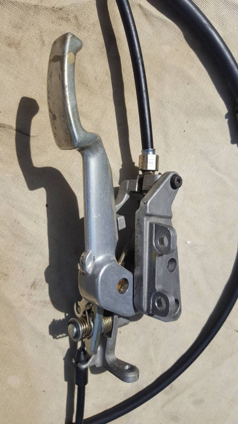 Freno Stazionamento MP3 Piaggio (4)