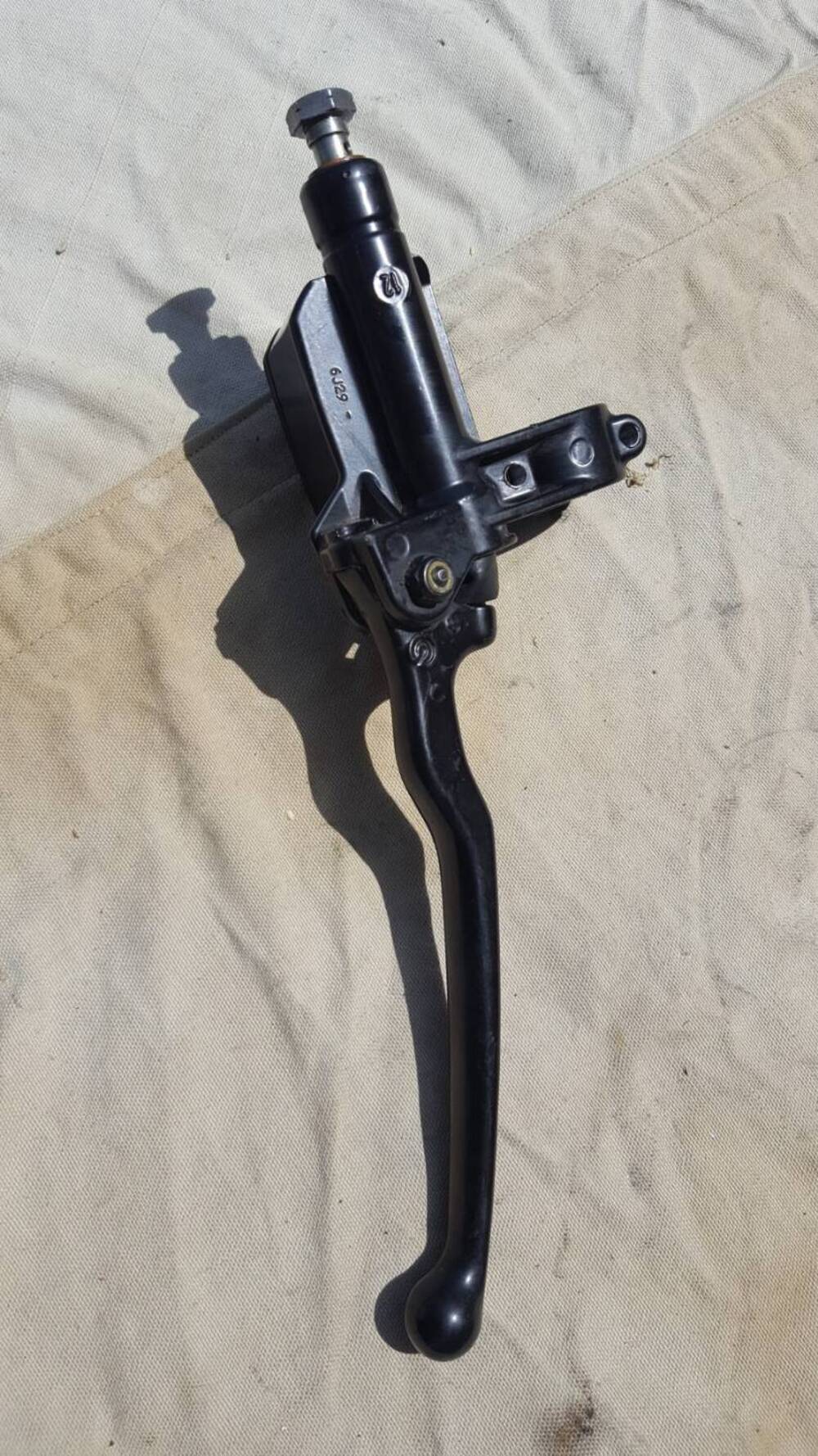 Leva e Pompa Freno MP3 Piaggio (2)