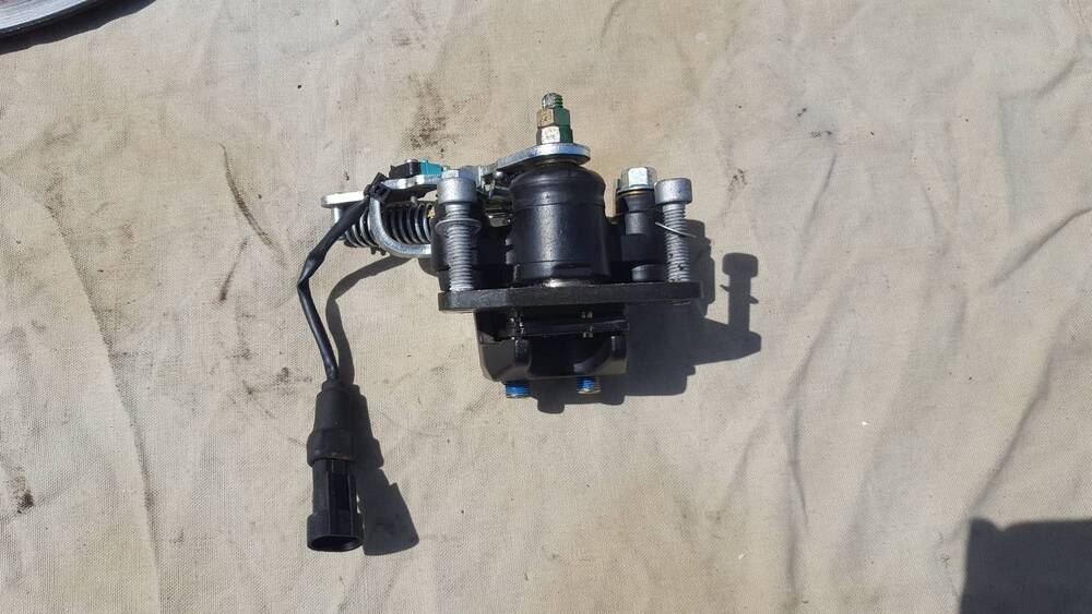 Pinza Anteriore MP3 Piaggio (4)