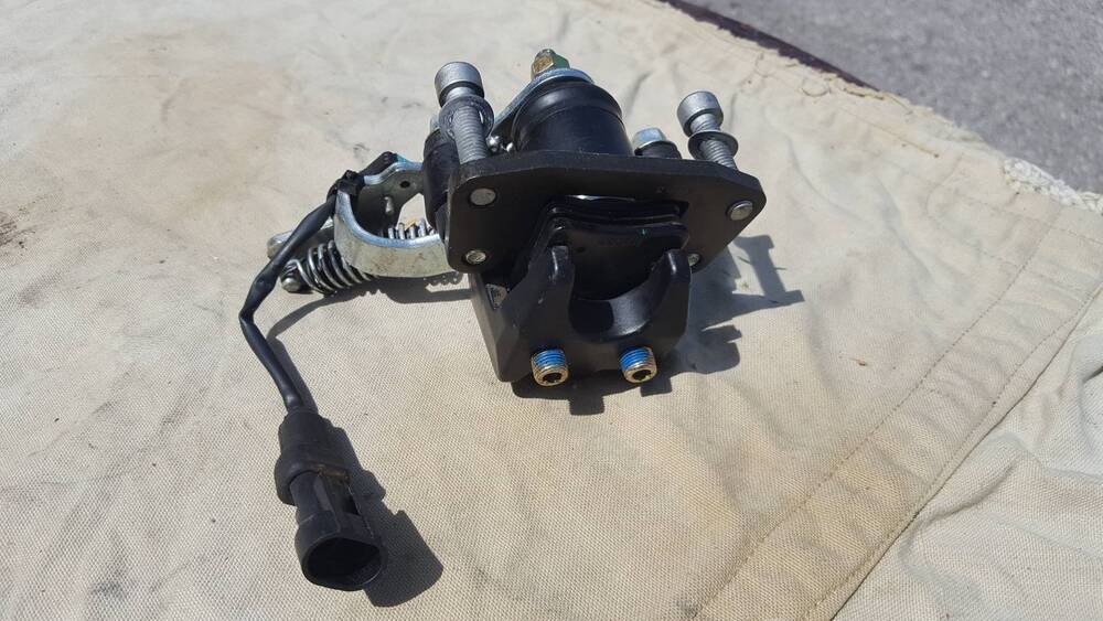 Pinza Anteriore MP3 Piaggio (5)