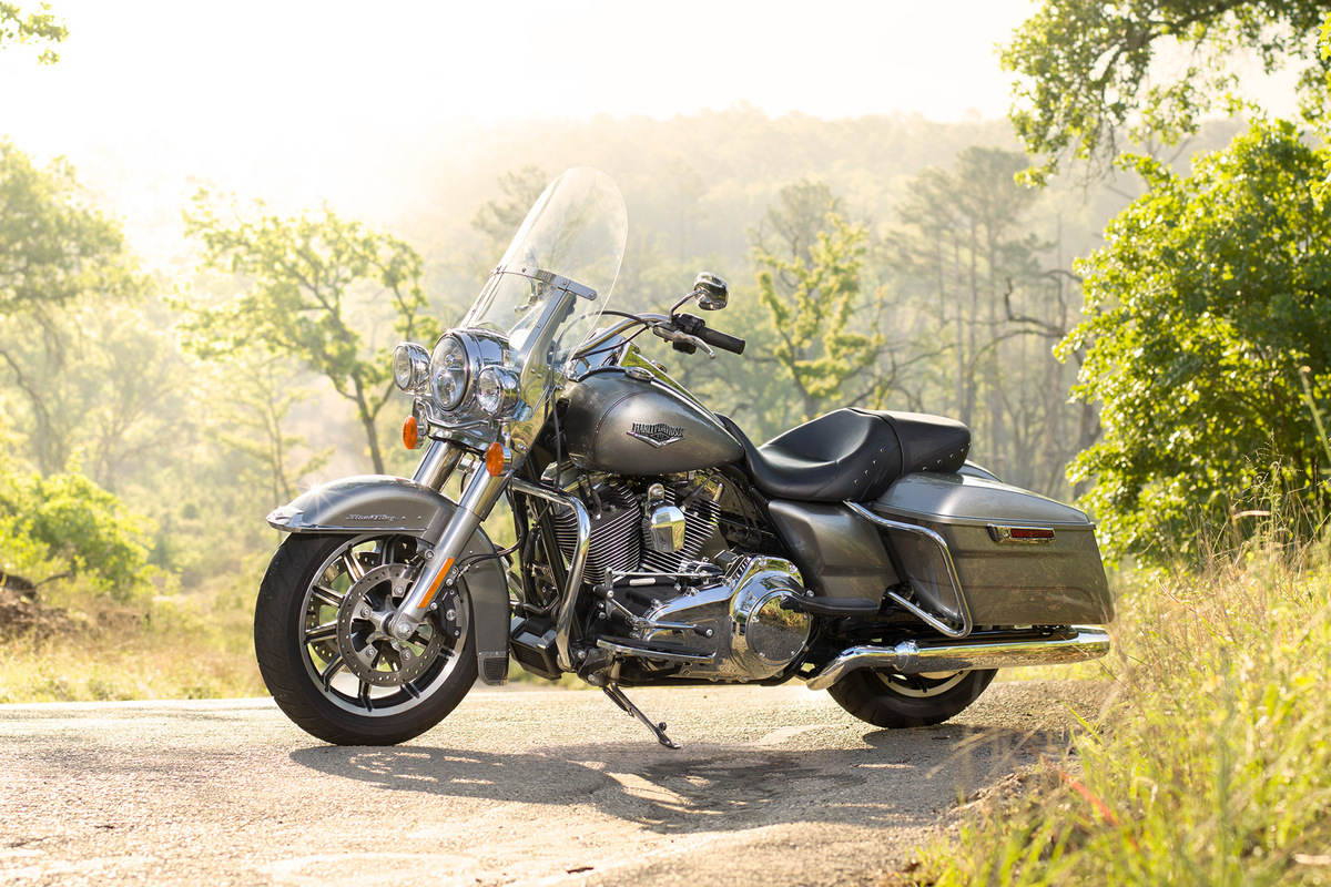 Harley-Davidson 1690 Road King (2013 - 16) - FLHR