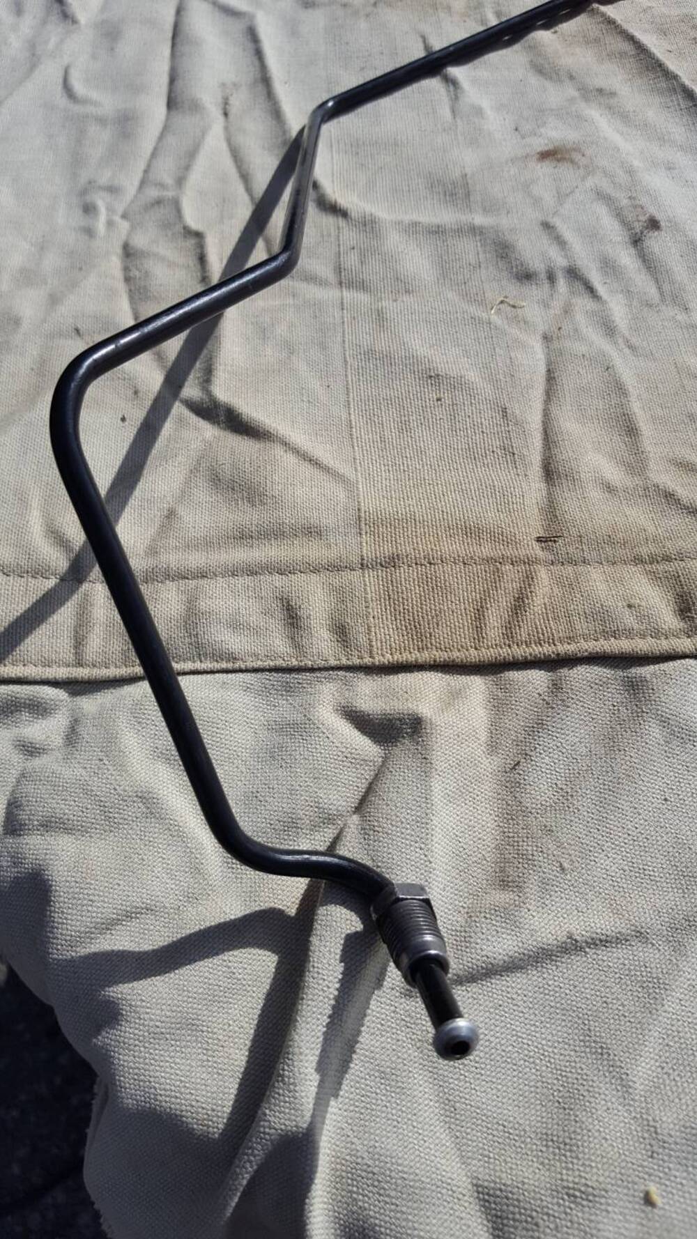 Tubo Freno Rigido MP3 Piaggio (2)