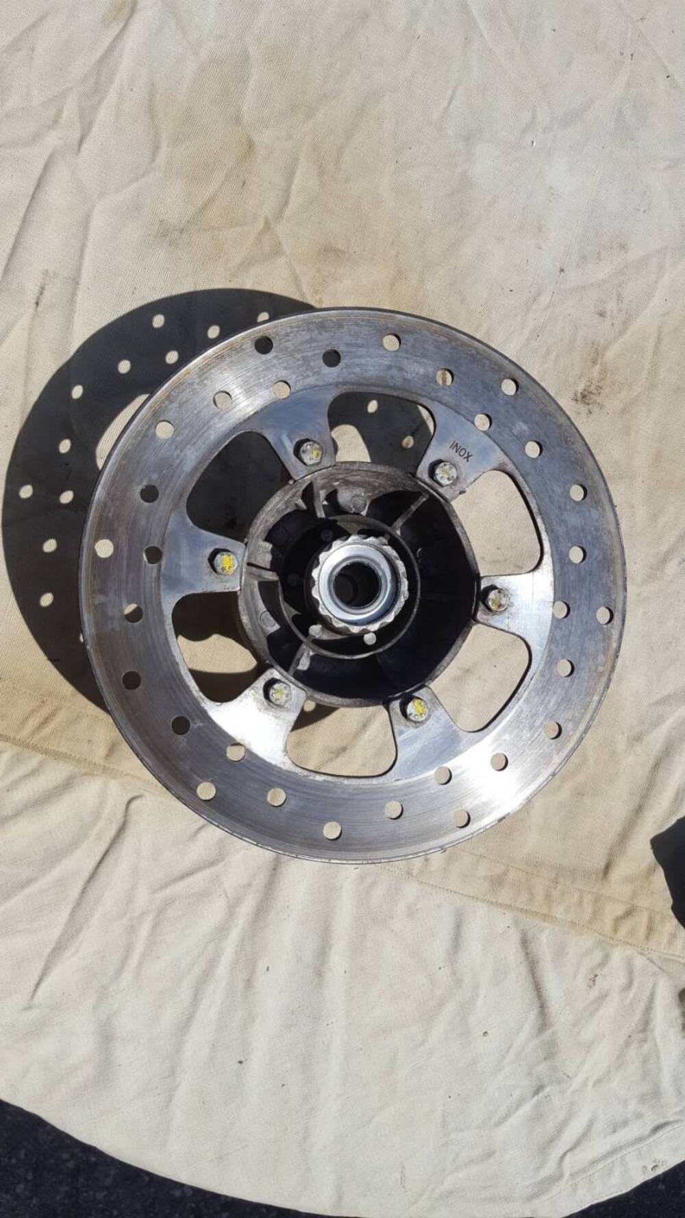 Mozzo Disco Anteriore MP3 Piaggio (2)