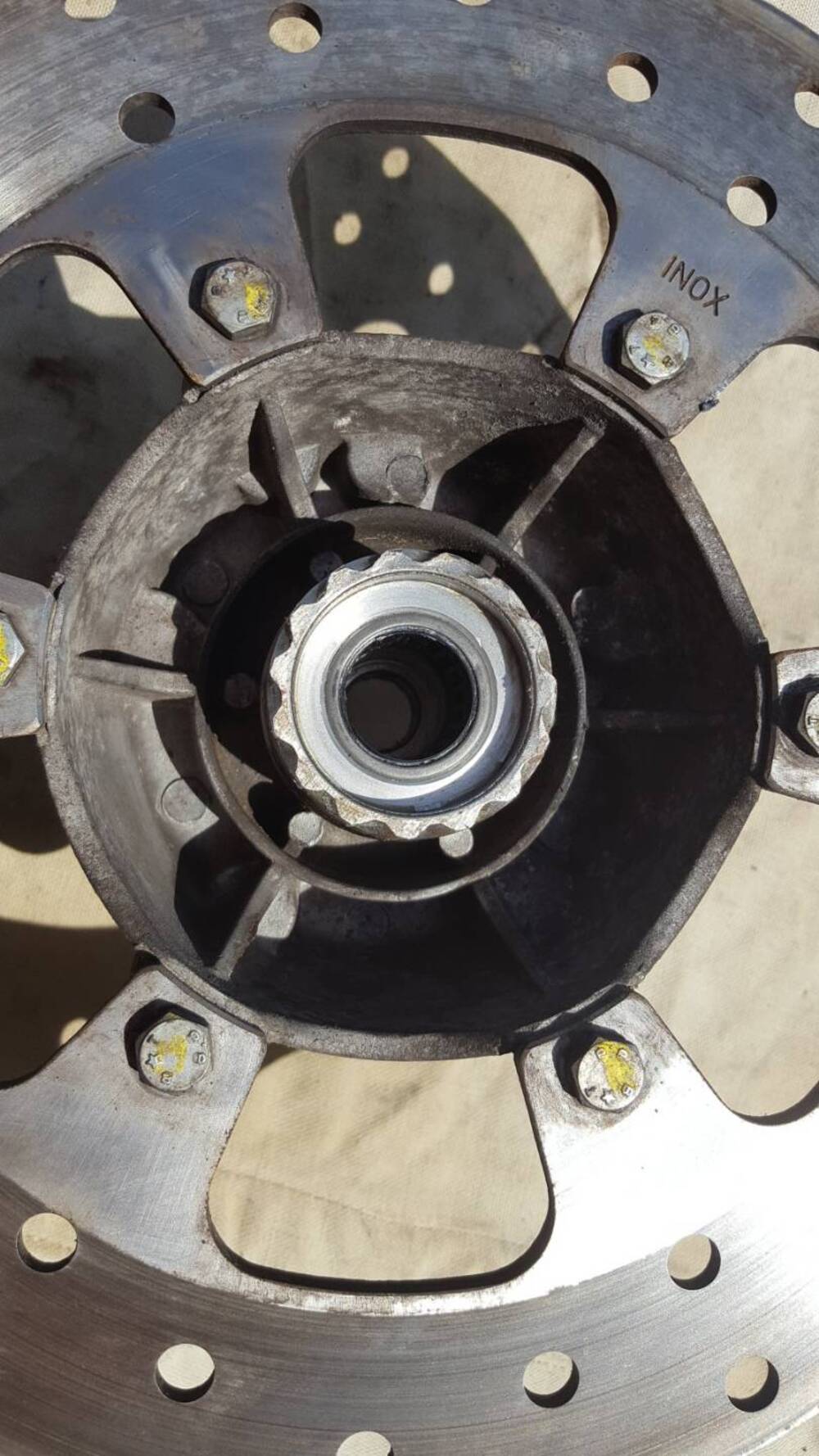 Mozzo Disco Anteriore MP3 Piaggio (3)