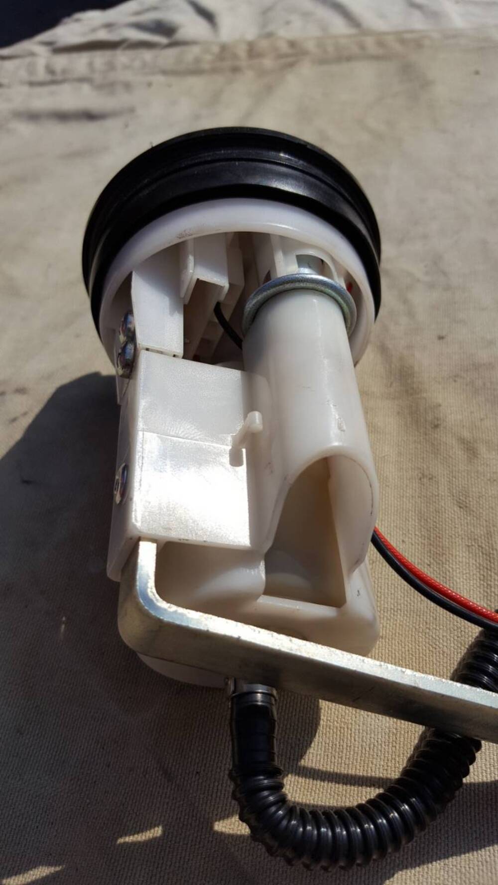 Pompa Serbatoio MP3 Piaggio (2)