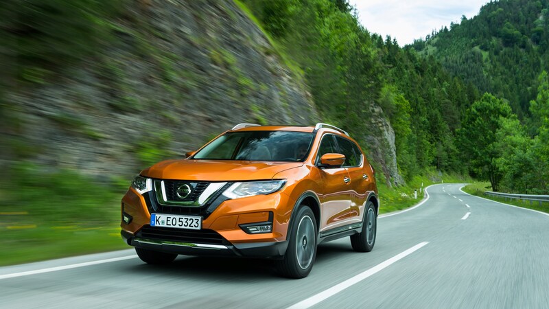 Nissan X-Trail 2017, ecco il restyling del SUV a 7 posti [Video]