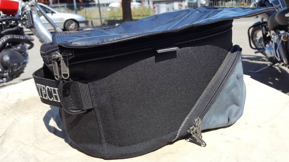 Borsa Serbatoio Touratech (2)