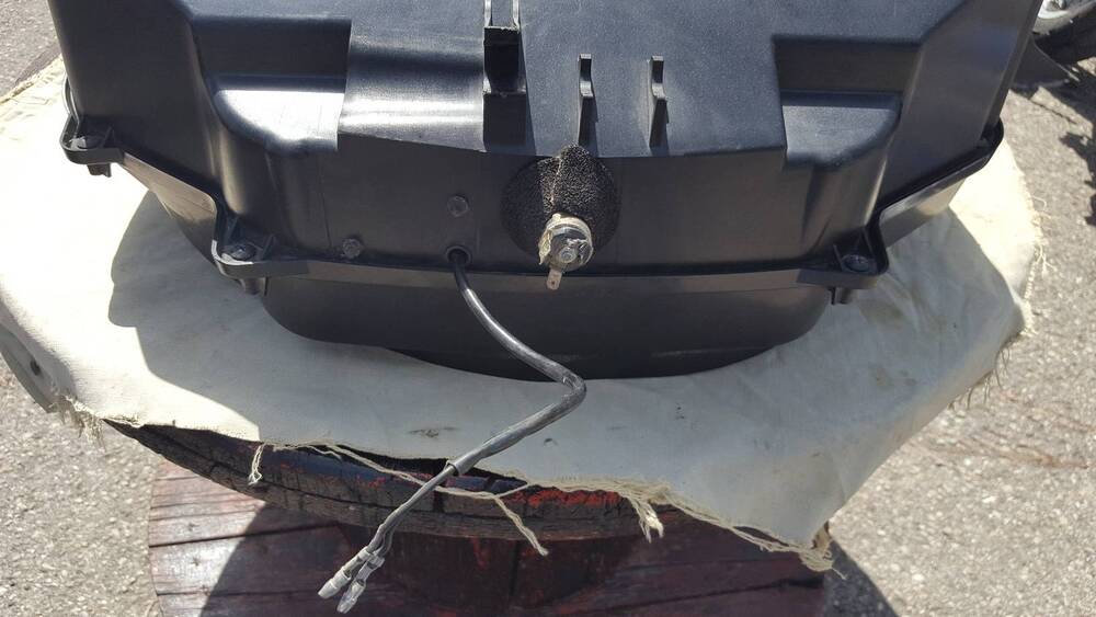 Vano Sottosella Burgman Suzuki (4)