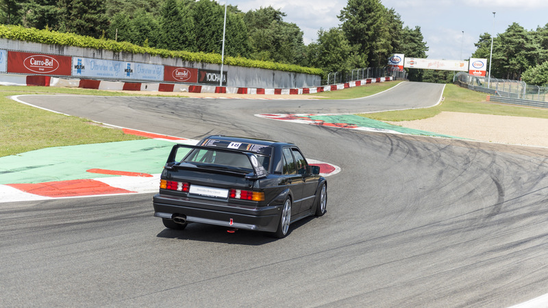 Mercedes 190E 2.5-16 Evolution II, Leggendaria [Video in pista]