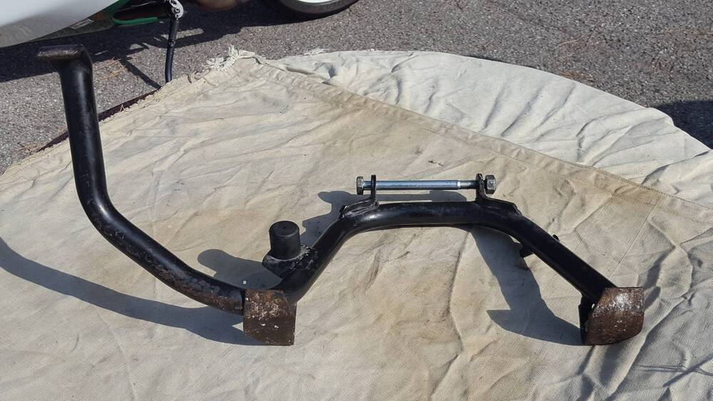 Cavalletto Centrale MP3 Piaggio (5)