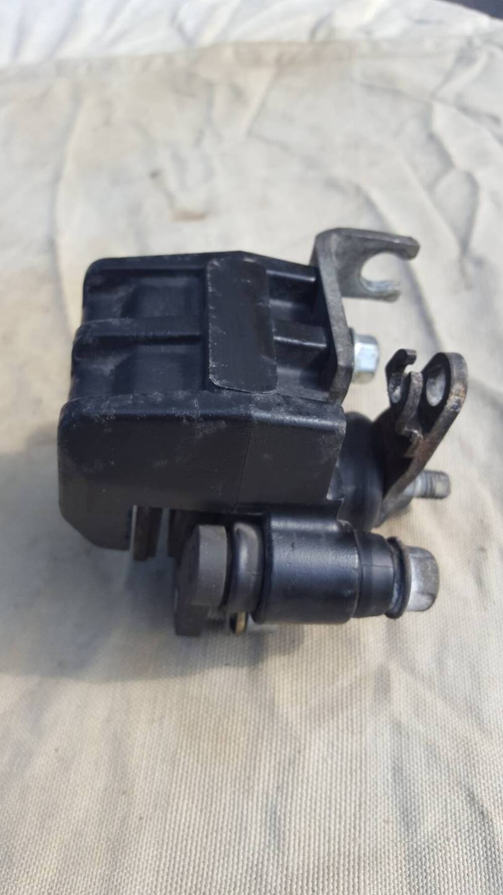 Pinza Freno a Mano MP3 Piaggio (2)