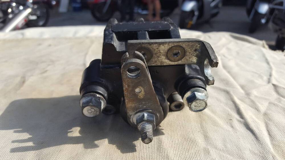 Pinza Freno a Mano MP3 Piaggio (3)