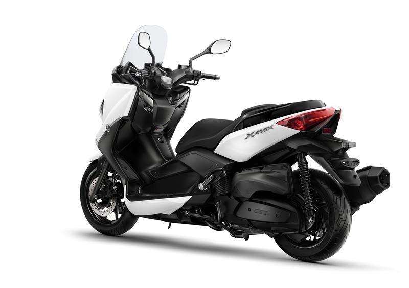 Yamaha X-Max 400 X-Max 400 Iron Max ABS (2016) (9)