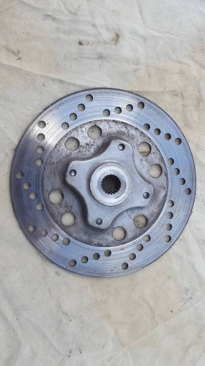 Disco e Mozzo Posteriore Suzuki