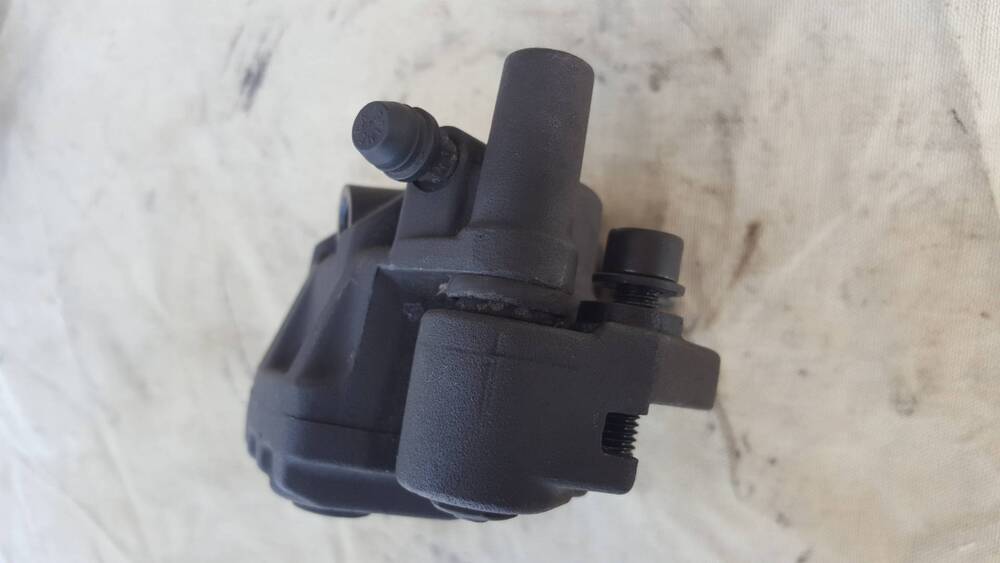 Pinza Freno Anteriore Suzuki (5)