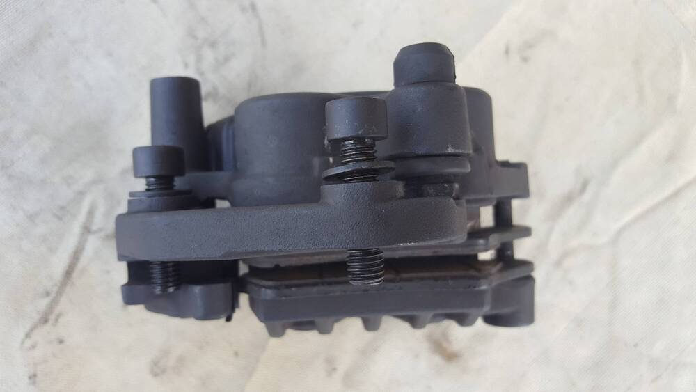 Pinza Freno Anteriore Suzuki (3)