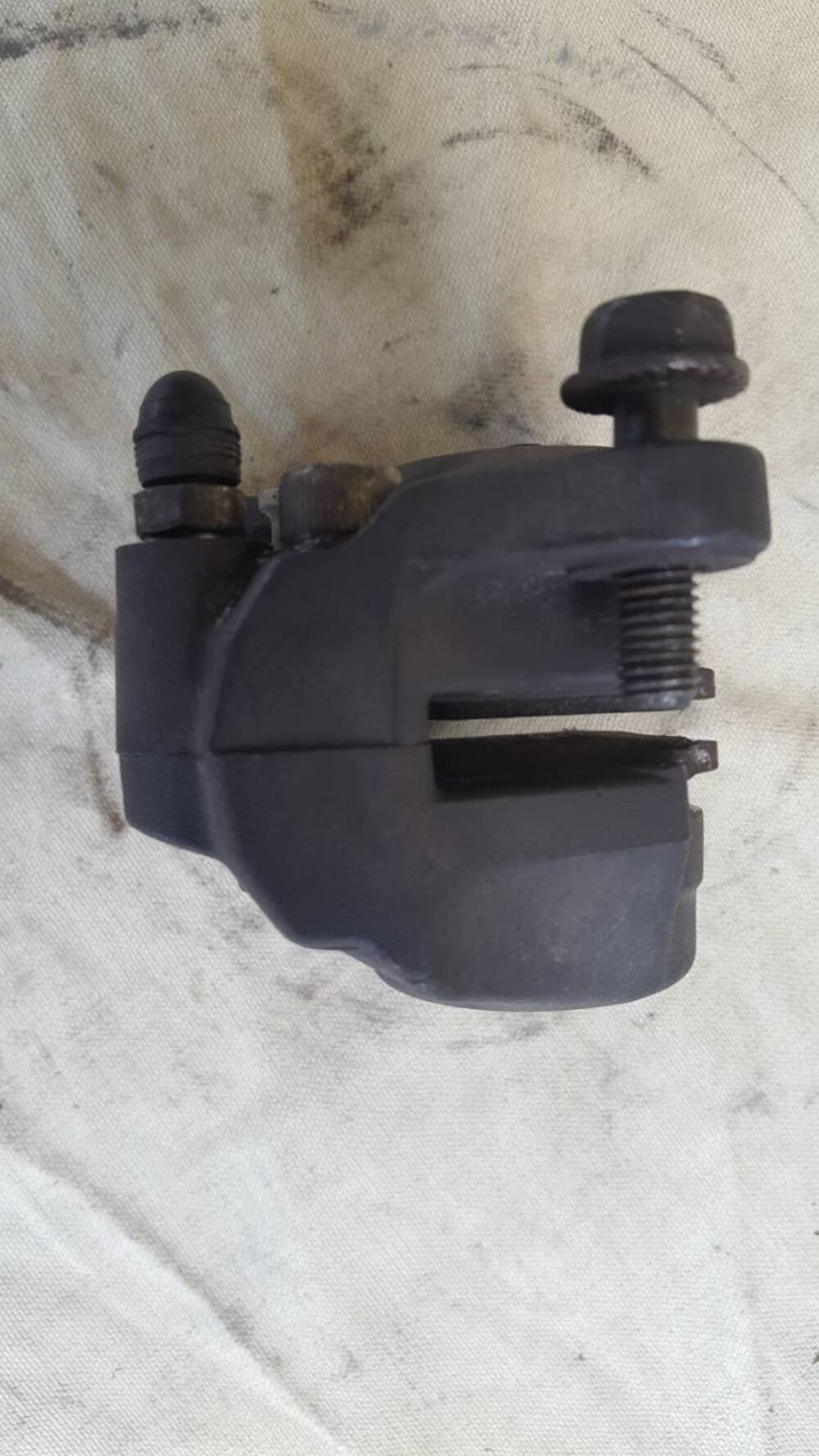 Pinza Post Burgman 150 Suzuki (5)