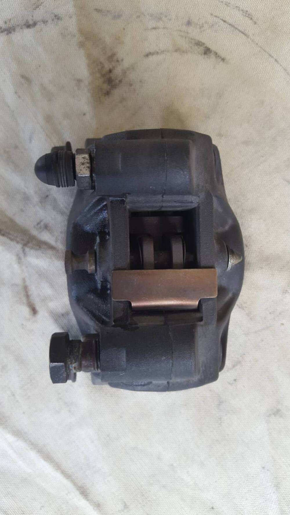 Pinza Post Burgman 150 Suzuki (2)