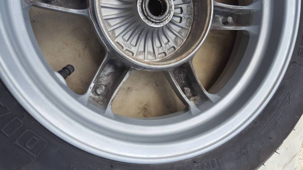 Ruota Post Burgman 150 Suzuki (9)