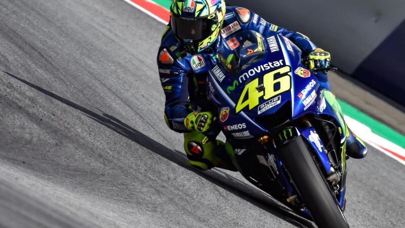 MotoGP. Rossi: "Potevo lottare con Lorenzo per la prima fila" 