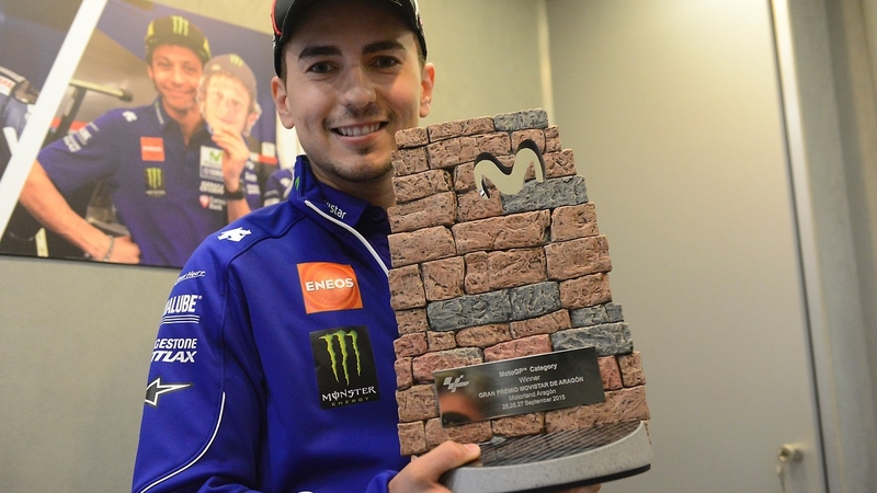 MotoGP 2015. Il trofeo del GP Movistar di Arag&oacute;n? E' firmato Lorenzo 