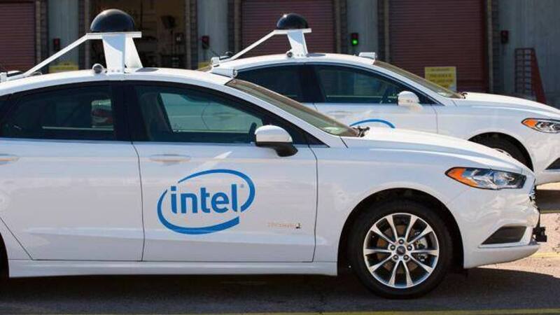 Guida autonoma: FCA insieme a Intel e Bmw con Mobileye