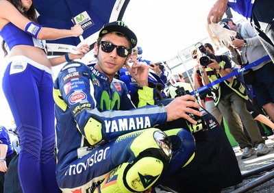 MotoGP. Test Michelin ad Aragón. Rossi rimedia un gomito sbucciato