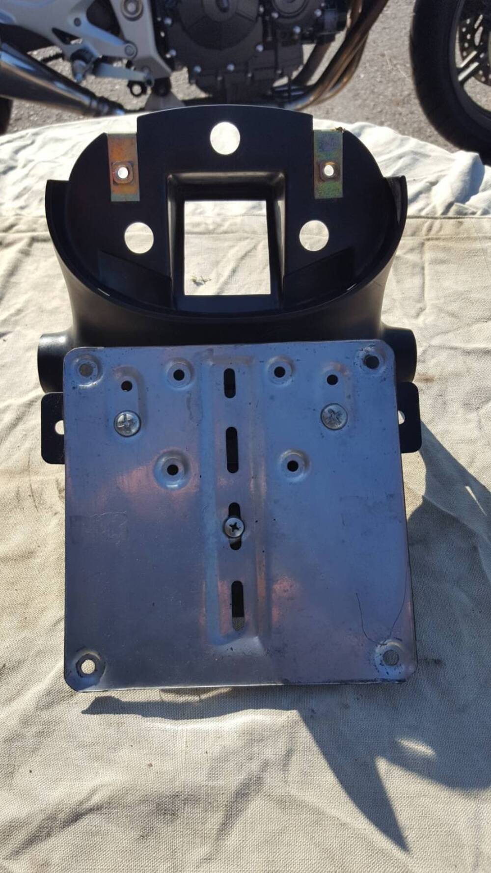 Portatarga Marauder Suzuki (2)