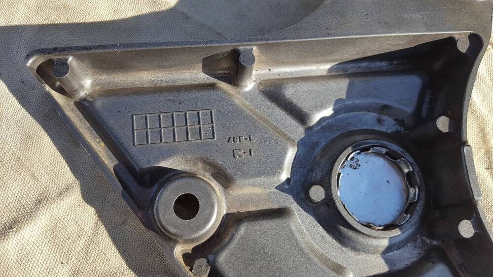 Coperchio Perno Sx VZ800 Suzuki (3)