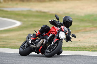  Ducati Monster 1200 R