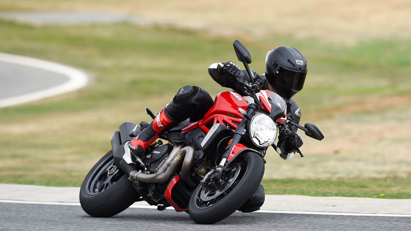  Ducati Monster 1200 R