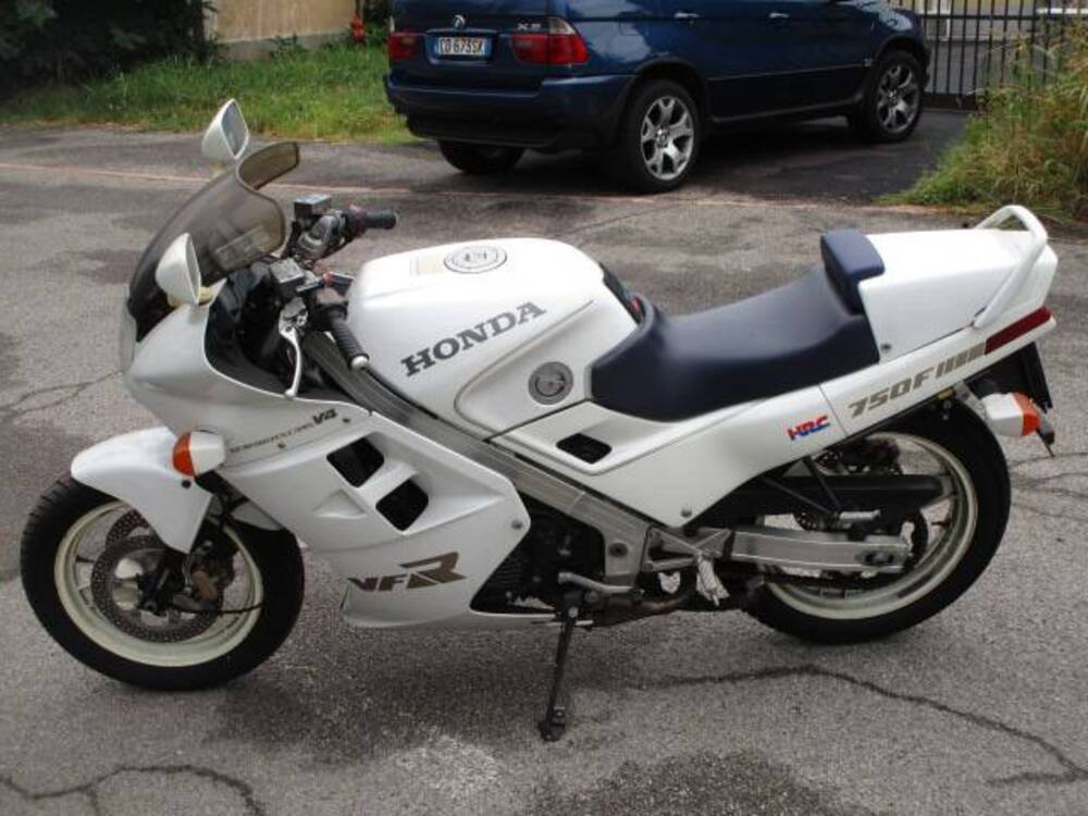 Honda VFR 750 F (1990 - 93) (4)