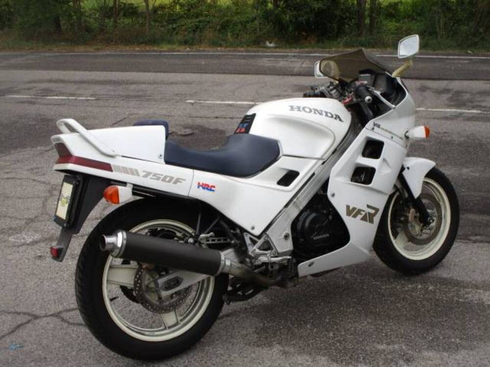 Honda VFR 750 F (1990 - 93) (5)